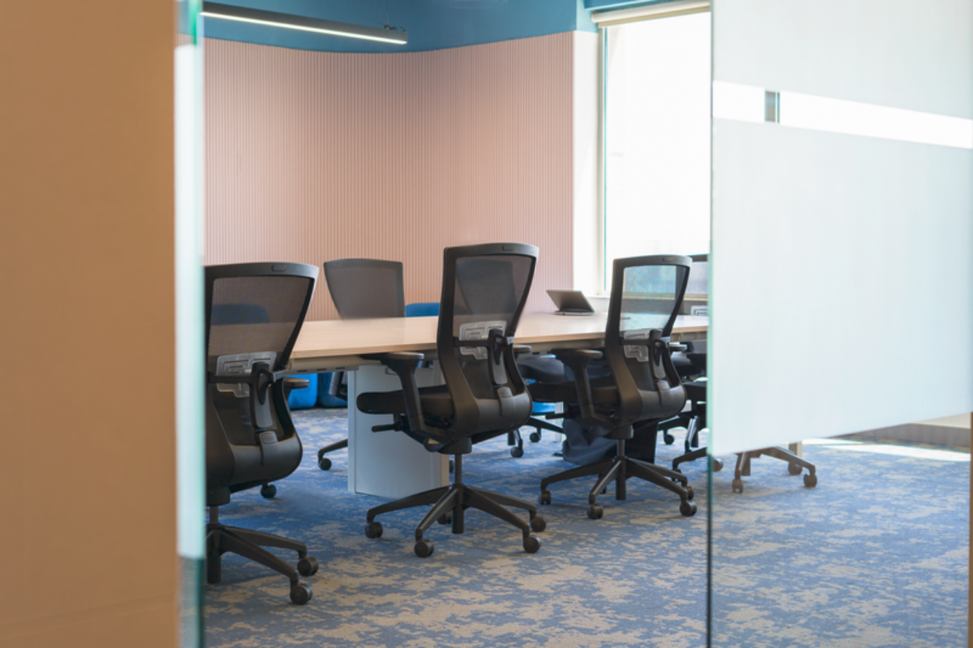 crestron-point-concept-studio-dubai